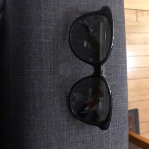 Gucci sunglases